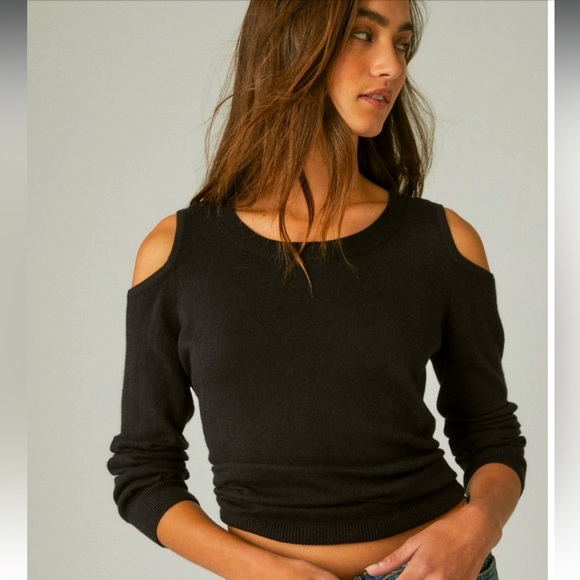 NWT Lucky Brand 🍀 Cloud Soft Could Shoulder Sweater - Picture 3 of 4